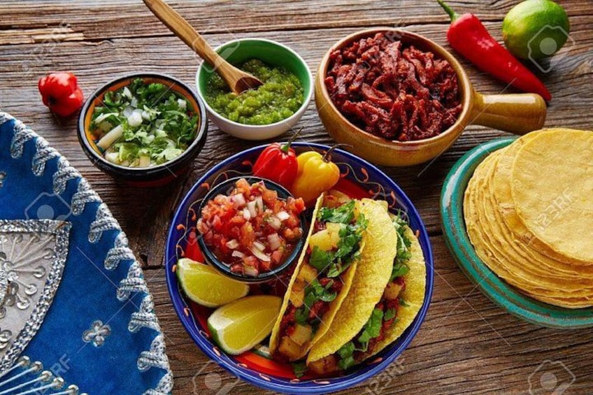 Lucha Libre-Wrestling FiestaExper Taco Dinner Beer ONLY SUNDAYS 4