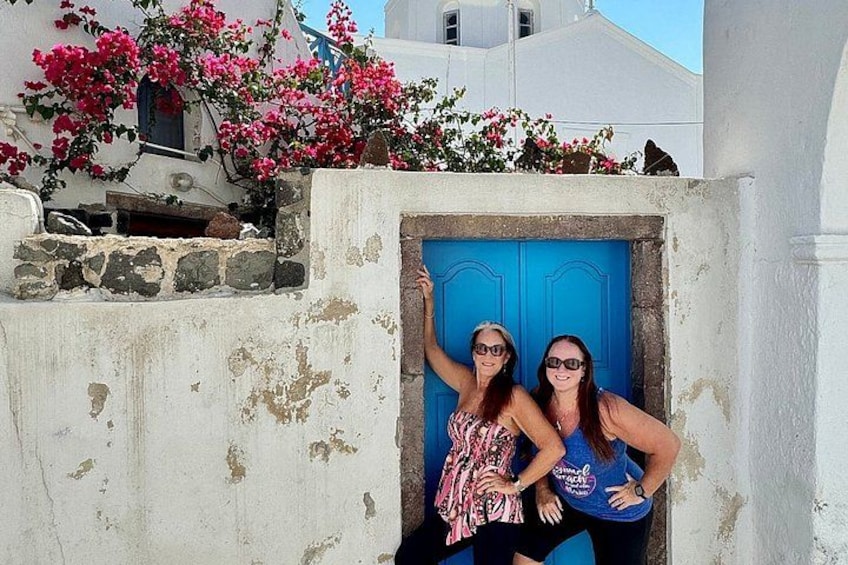 Santorini Highlights Small-Group Tour with Wine Tasting option 3