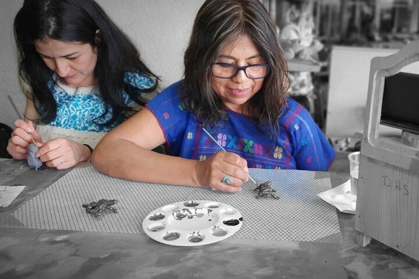 Alebrije Painting Workshop in San Martín Tilcajete with Pickup 3