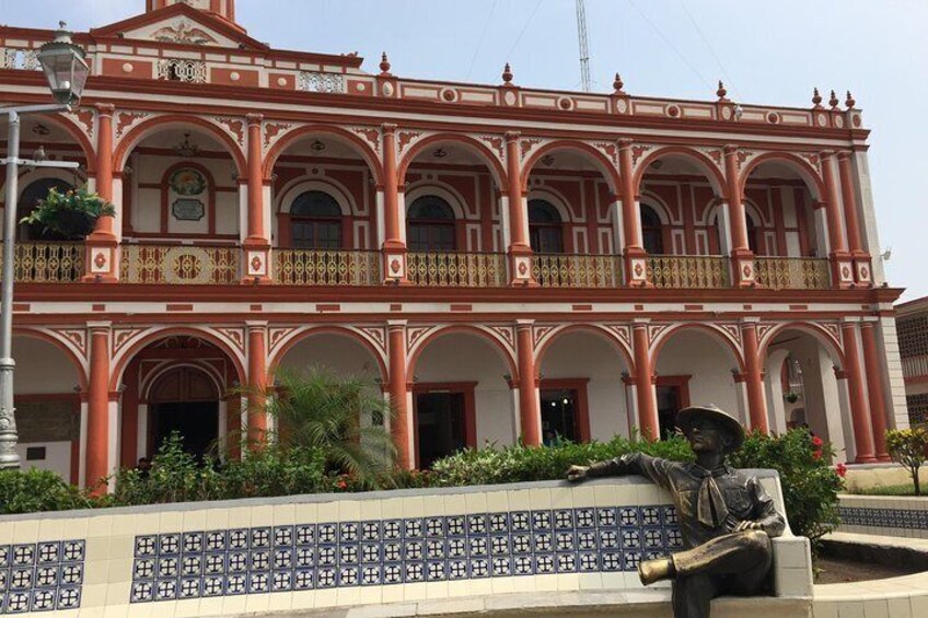 Tlacotalpan World Heritage Site and Alvarado Day Trip