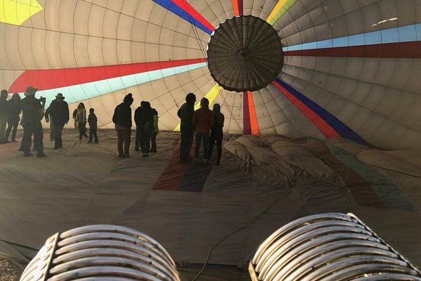 Walk inside the hot air balloon as it inflates. 3