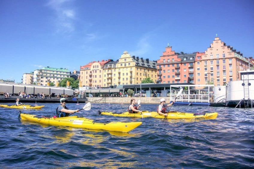 It's so beautiful seeing the city from the water 1
