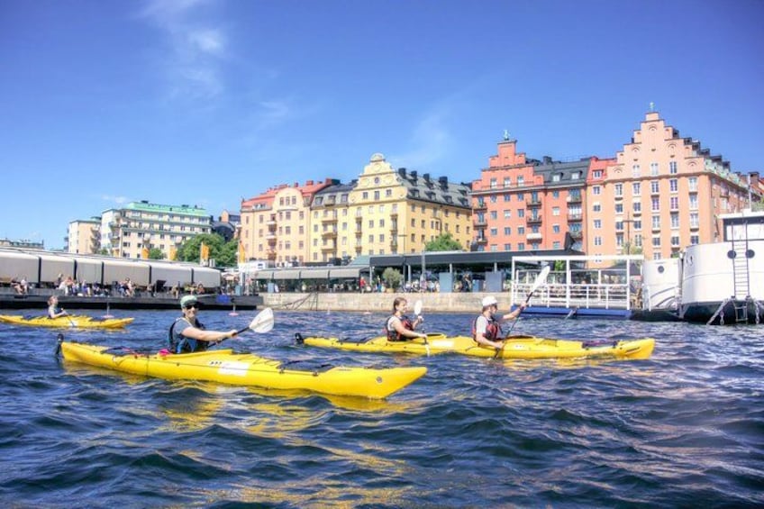 It's so beautiful seeing the city from the water 1