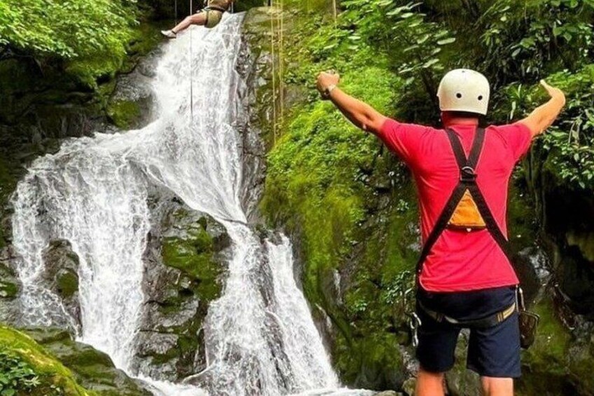 Ultimate Waterfall Zipline: 18 Lines Over 11 Falls 2