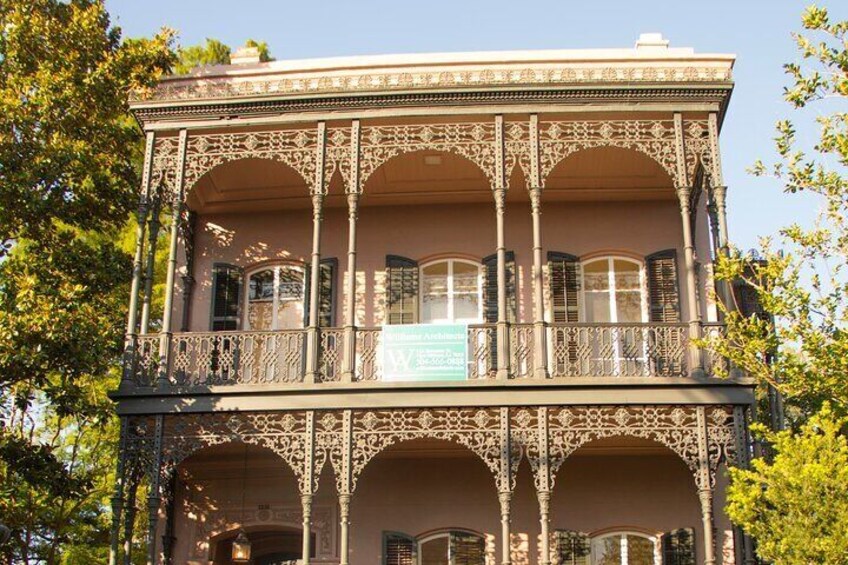 Garden District Small-Group Walking Tour