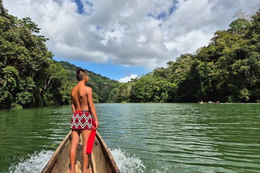 Tour to a waterfall and Embera village with lunch included 2
