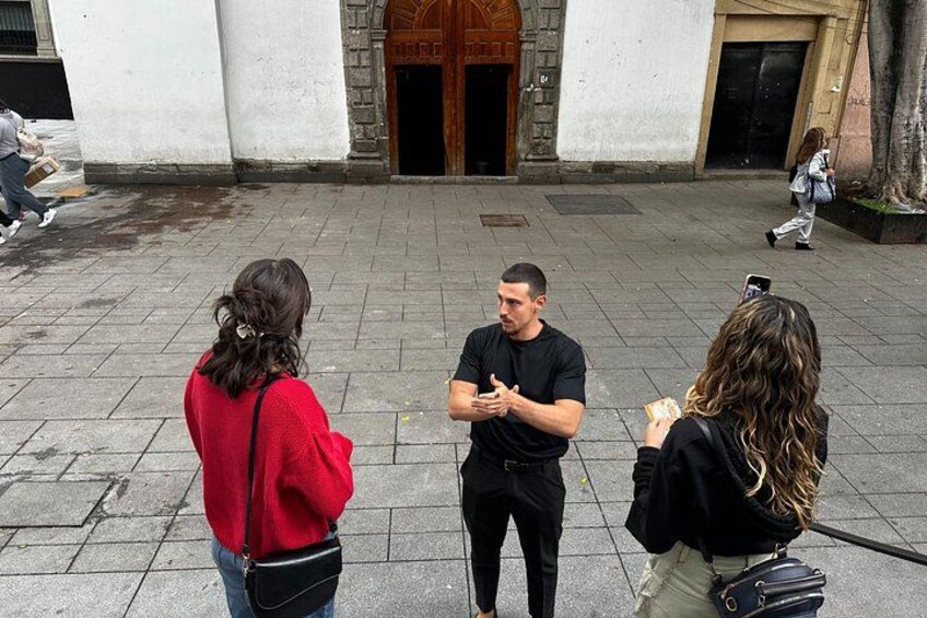 Mexico City Historical Centre Food Tour with 7 Tastings & Drinks 2