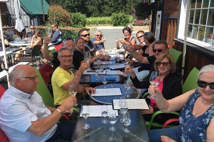 Patio wine tasting 5