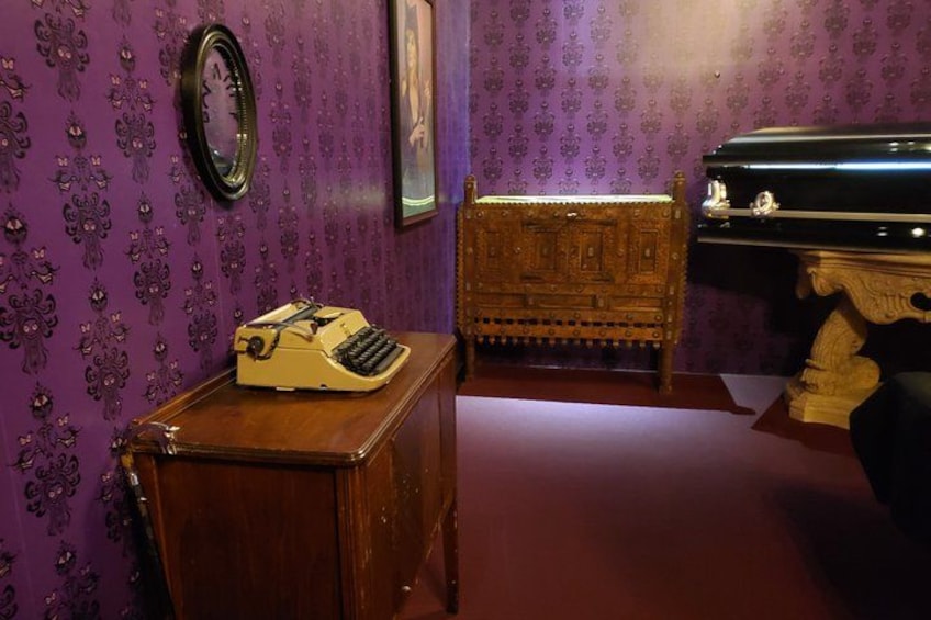 Vampire's Lair Escape Room Game for Private Group 2