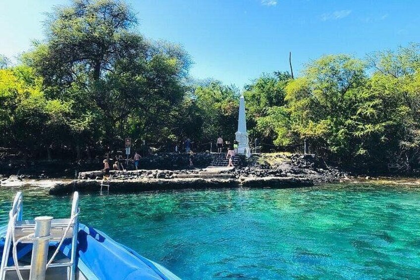 Kona Snorkel Tour: Captain Cook Reef Snorkel, Dolphin & Sea Caves 5