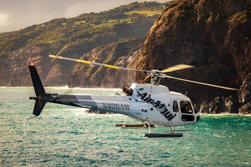 West Maui and Molokai with Oceanfront Landing Helicopter Tour 3
