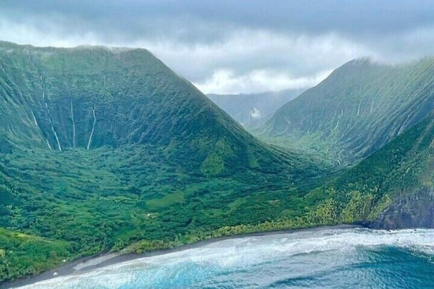 Oceanfront Landing 75-Minute Helicopter Tour