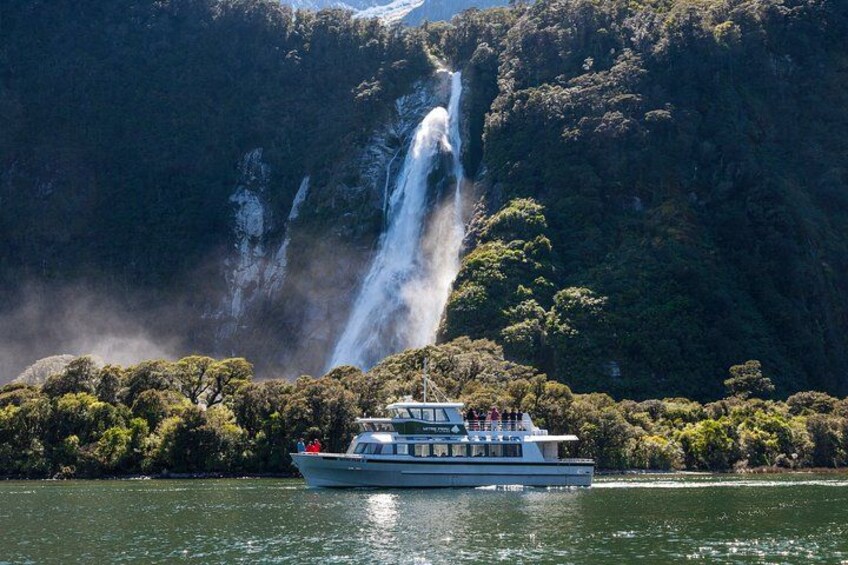 Nature cruise on the Fiord 5