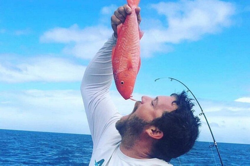 4-Hour Light Tackle Bottom Fishing in Lahaina 1