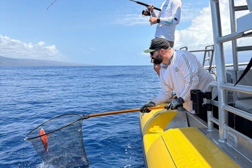 4-Hour Light Tackle Bottom Fishing in Lahaina 2