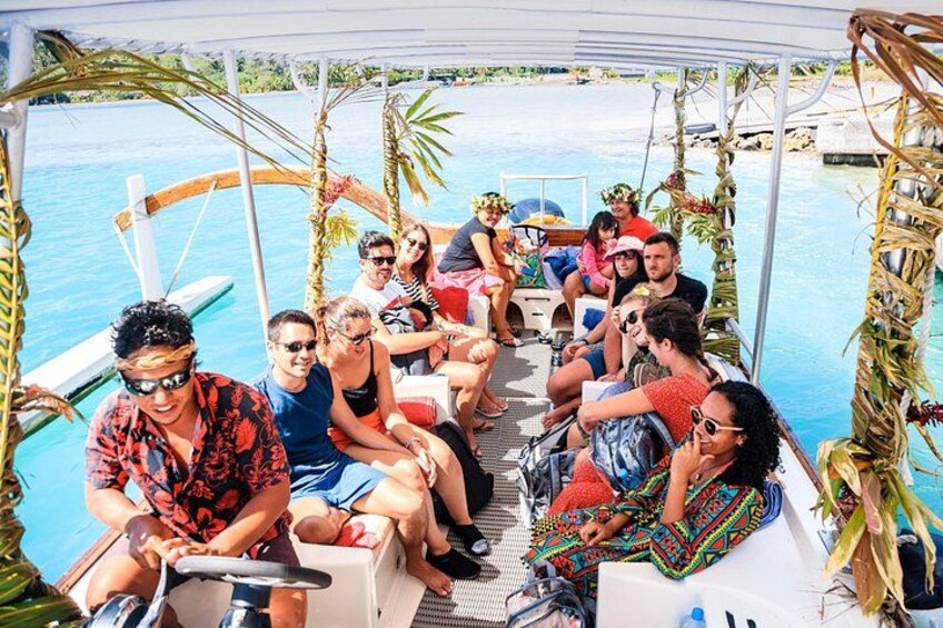 Full-Day Bora Bora Lagoon Cruise Including Snorkeling with Sharks and Stingrays 5