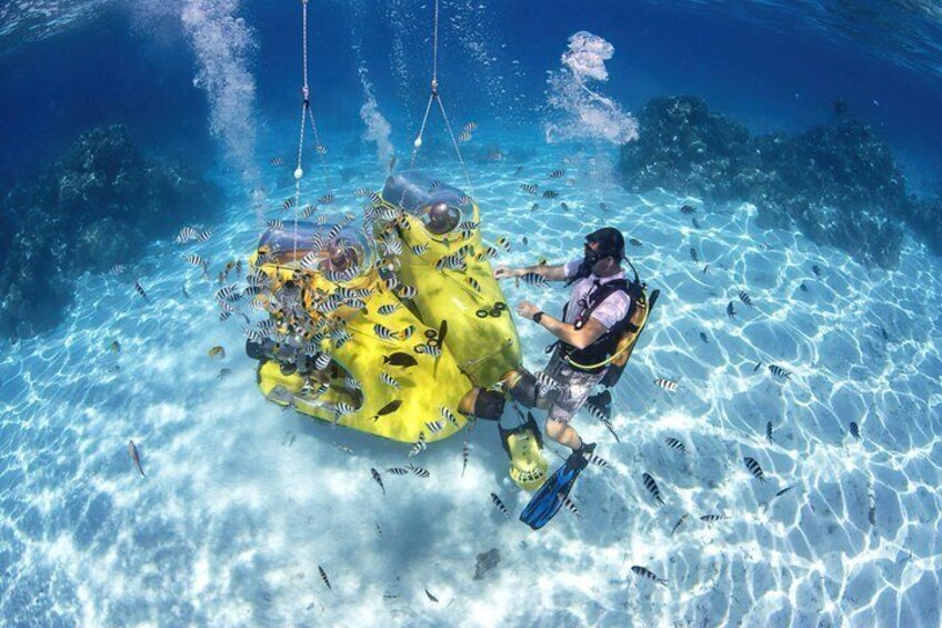 Private Tour: Underwater Scooter Bora Bora 3