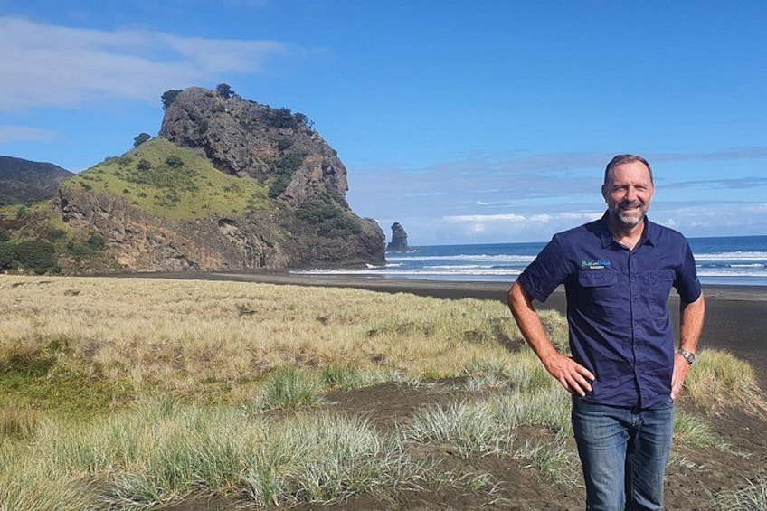 Afternoon Piha Beach and Rainforest Tour from Auckland 2