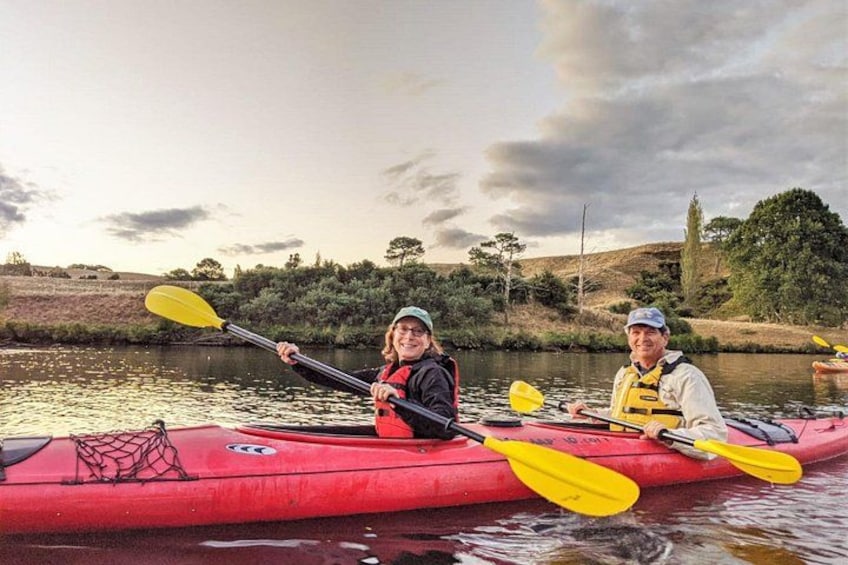 Tauranga: Evening Glowworm Kayak Tour 2