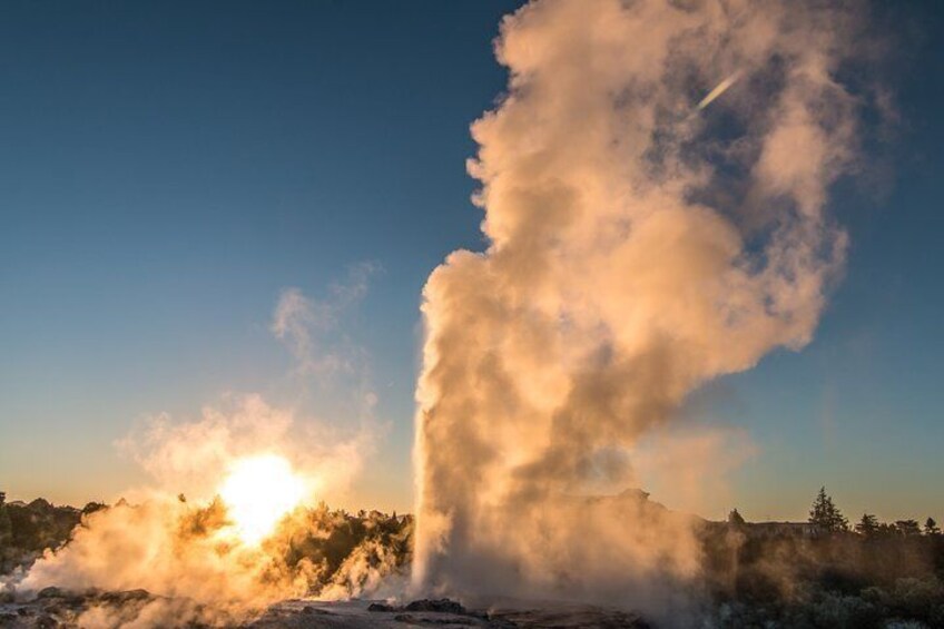 Rotorua Eco Cultural full day tour (Wai o Tapu, Waimangu,Te puia)