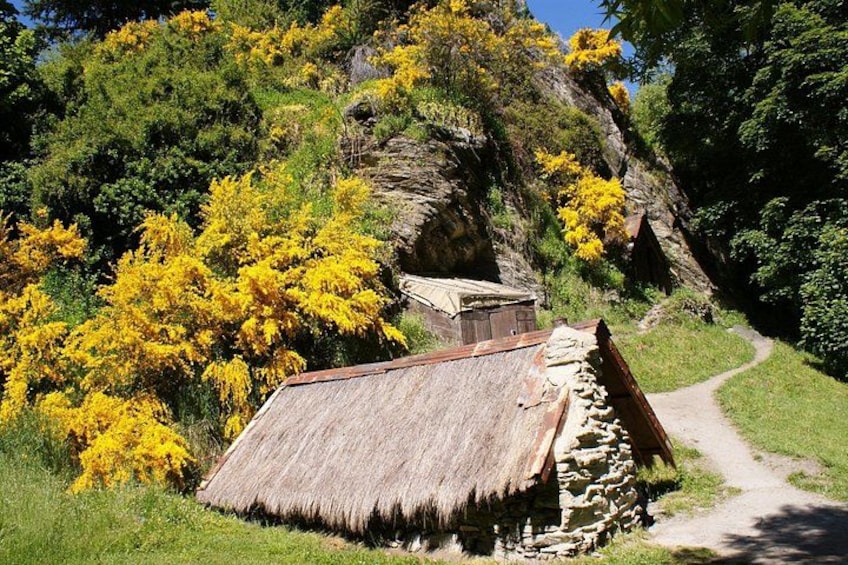 Explore Arrowtown's gold rush heritage and visit the Chinese settlement. 2