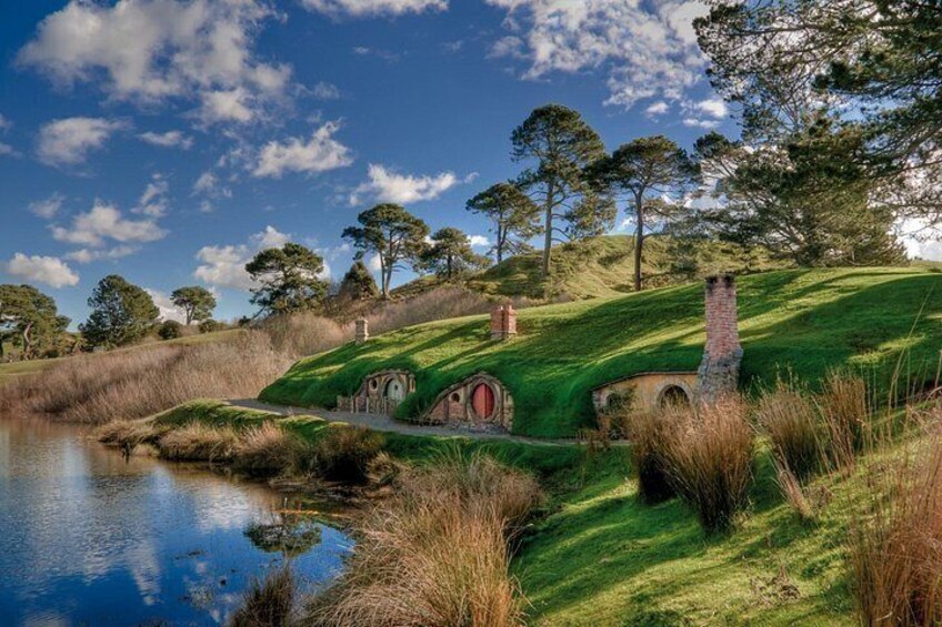 Hobbiton Movie Set 2