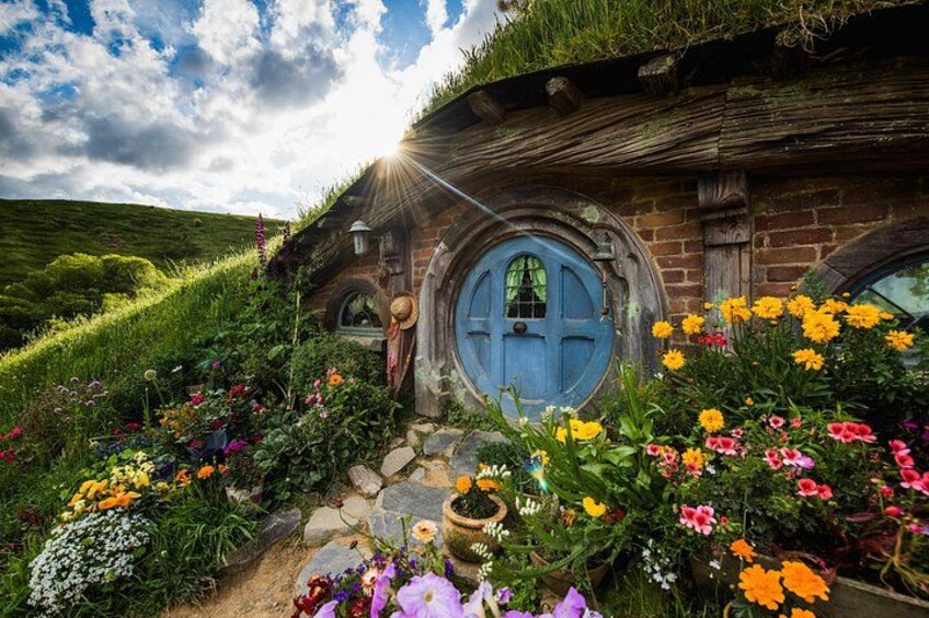 Hobbiton Movie Set 2