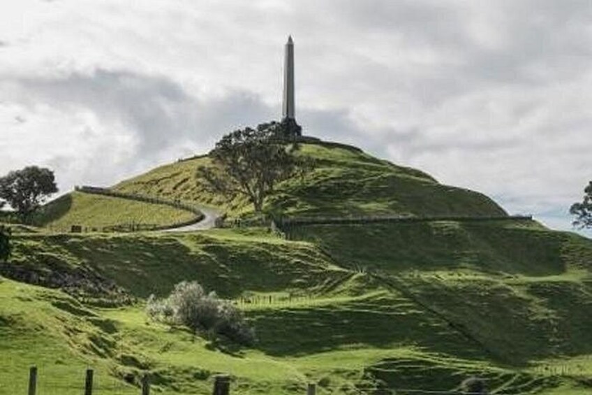 Auckland City Volcano & Scenic Highlights Tour 1