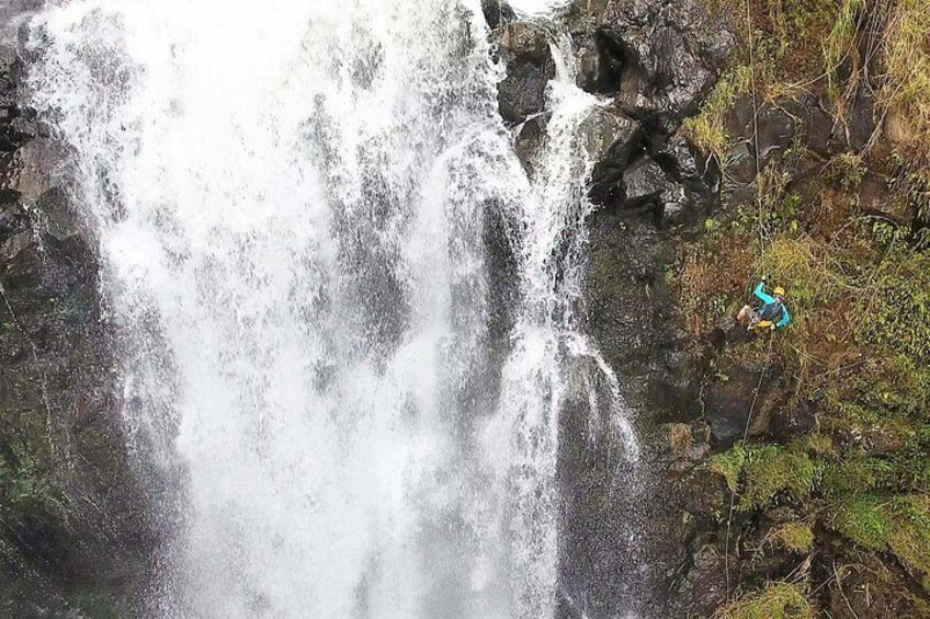 Rappel 120 Ft Down Kulaniapia Falls 3