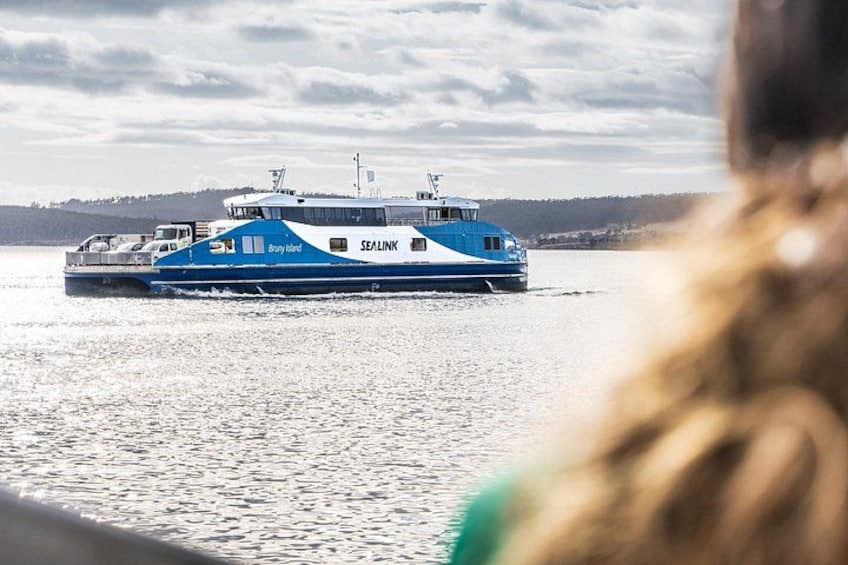 Cruise the Bruny Island Ferry 2
