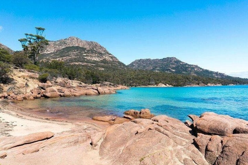 Almost tropical Honeymoon Bay with crystal clear turquoise water 4