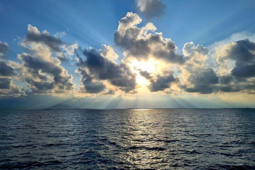 Sunset Sailing Cruise from Port Douglas 2