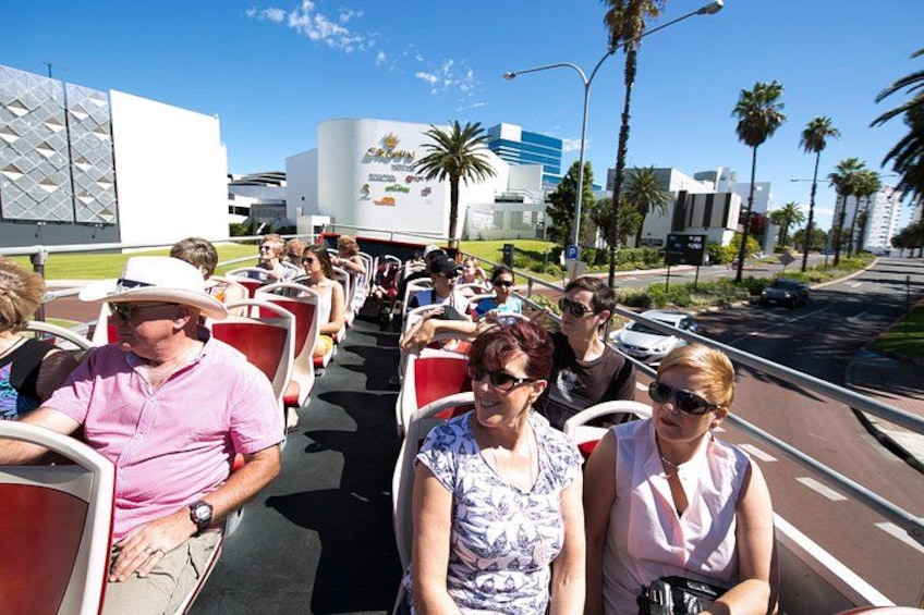 Perth Hop-On Hop-Off Bus Tour 2