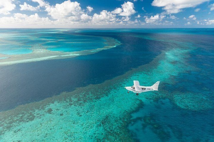 60 Minute Whitsunday Scenic Flight 4