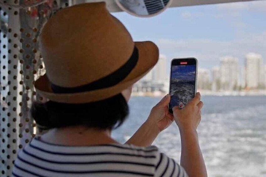 Aquaduck Gold Coast 1 hour City and River Tour 4