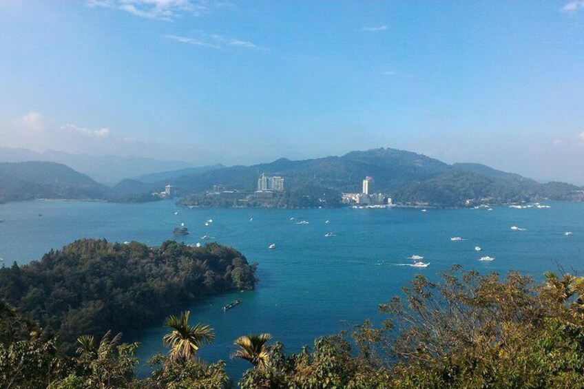 Overview Sun Moon Lake.