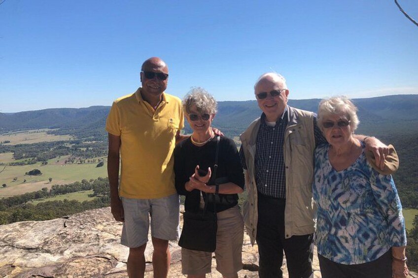 A beautiful day with the same view in the background that Blaxland, Wentworth and Lawson saw for the first time back in 1813 2