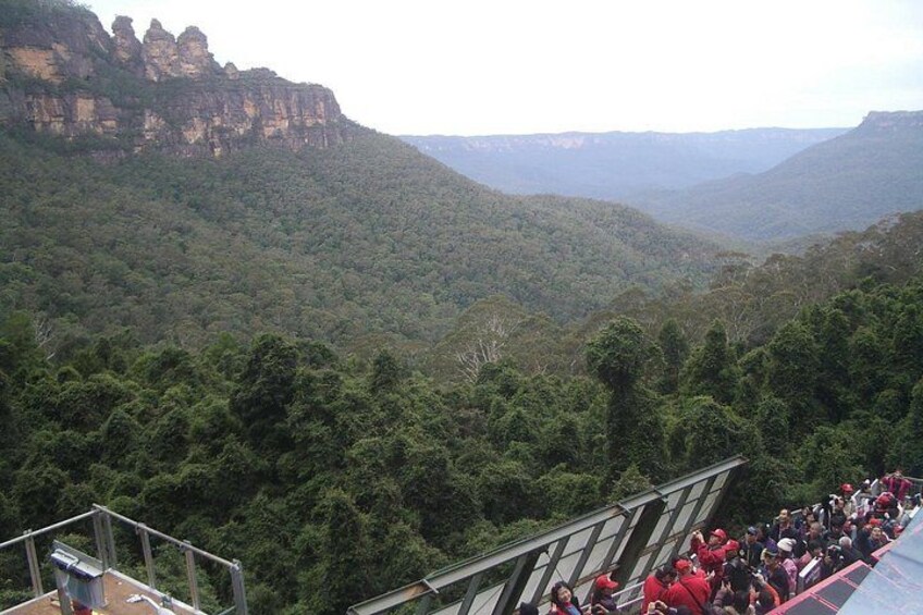 The Three Sisters seen from the valley 3