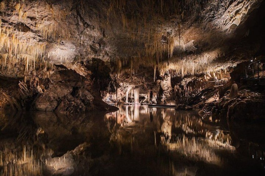 Lake Cave Fully Guided Tour 2