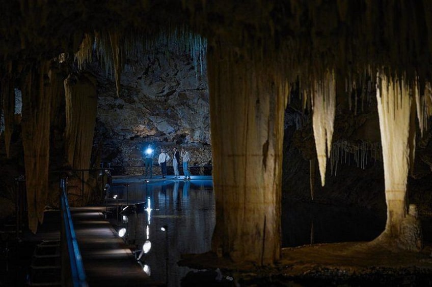 Lake Cave Fully Guided Tour 3
