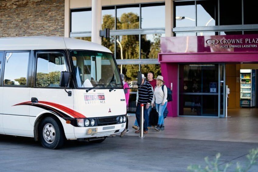 Alice Springs to Uluru (Ayers Rock) Coach Transfer 4
