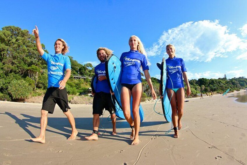 Award Winning Byron Bay Small Group Surf Lesson for Beginners 2
