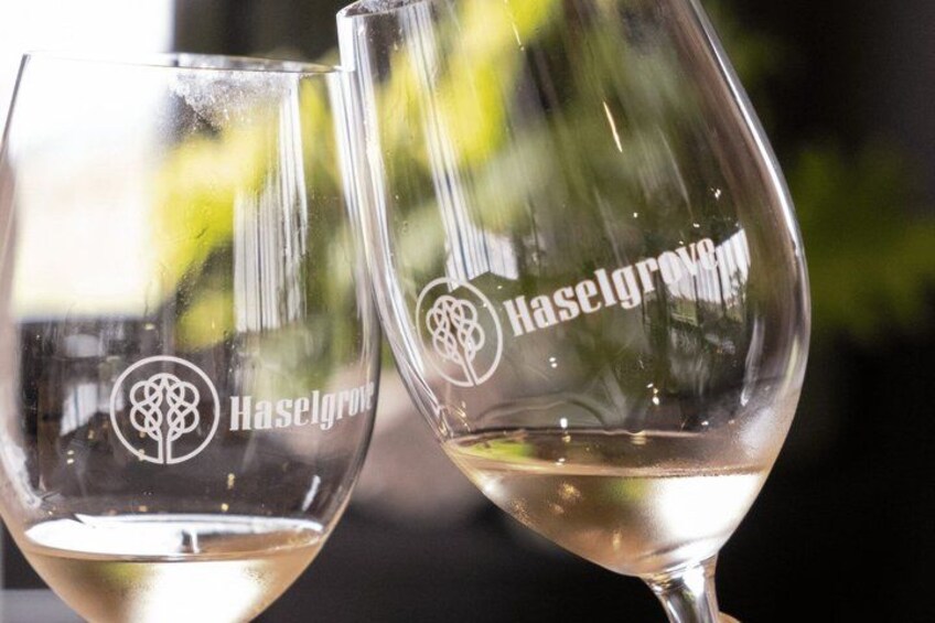 Adelaide Highlights, Hahndorf & McLaren Vale Wine Tasting and Sightseeing Tour 4