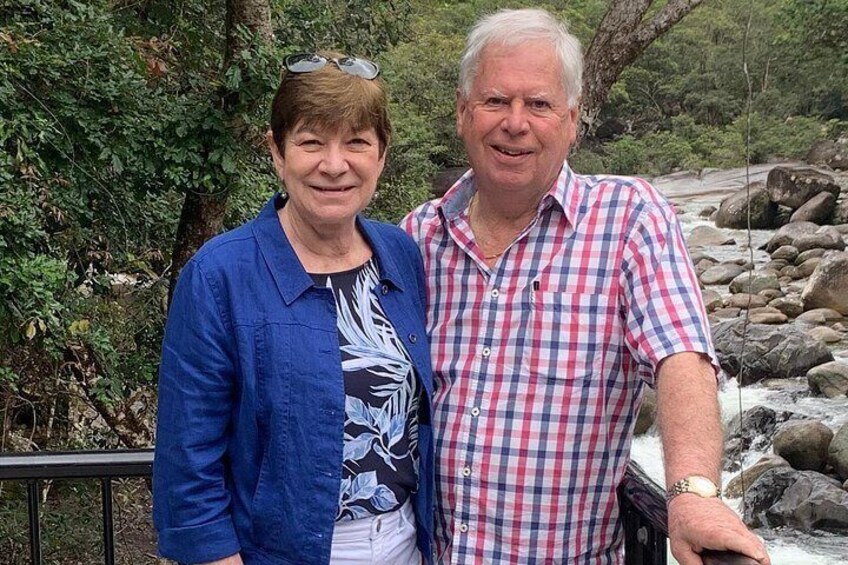 Your experienced wine tour guides - John and Mary 3
