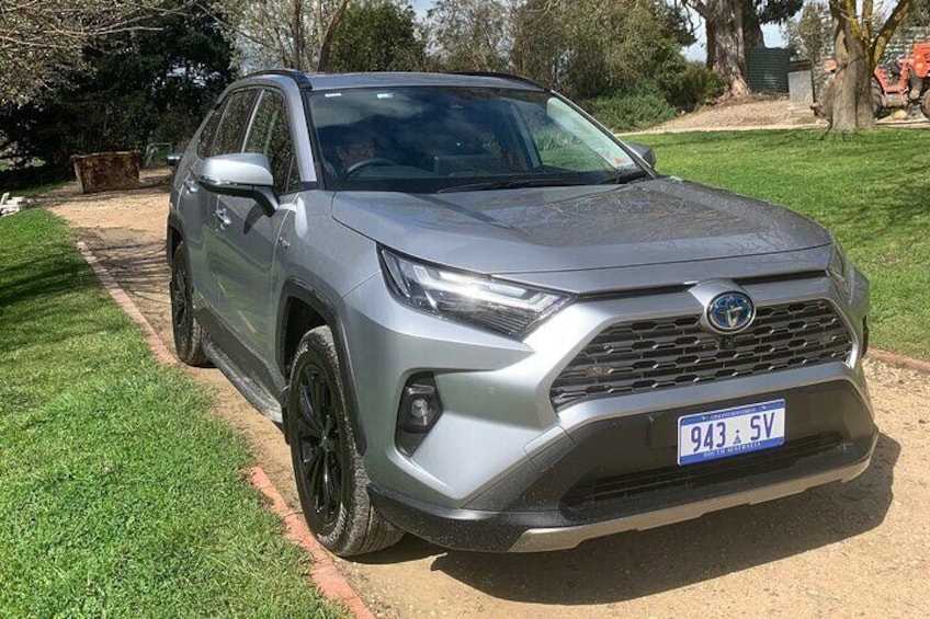 Comfortable RAV4 Hybrid Cruiser