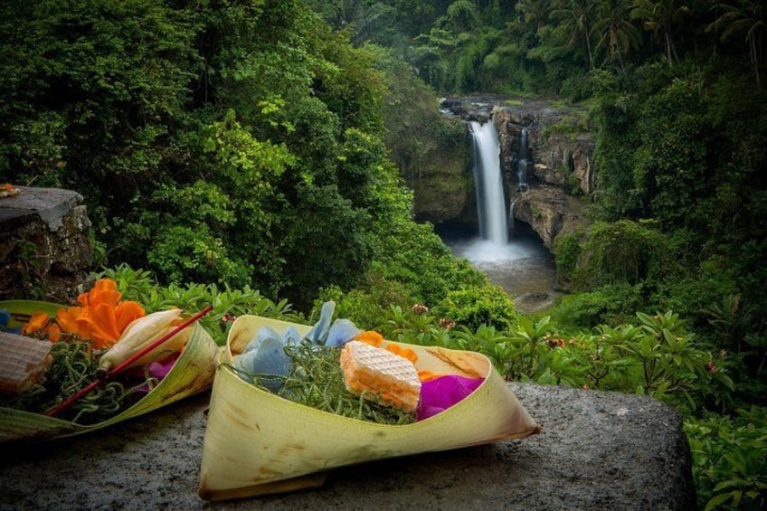Tegenungan Waterfall 3