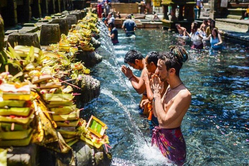 Tirta Empul Holy Water Temple 1