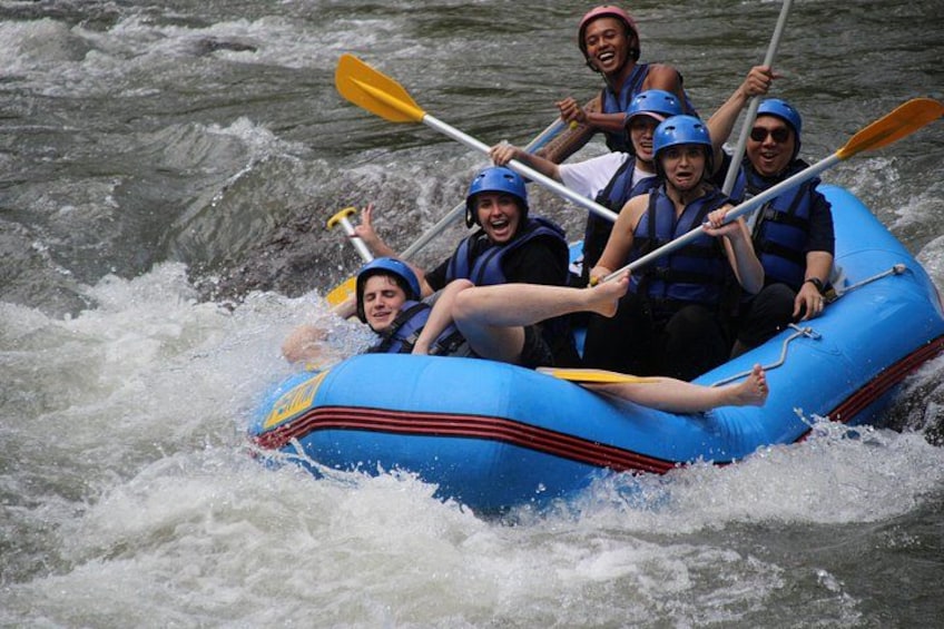 Share laugh together during rafting 1