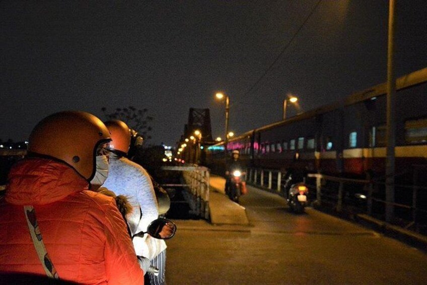 Motorbike City Tours – Hanoi Food and Sights Scooter Tours Led by Women 4