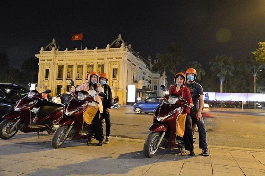 Motorbike City Tours – Hanoi Food and Sights Scooter Tours Led by Women 5